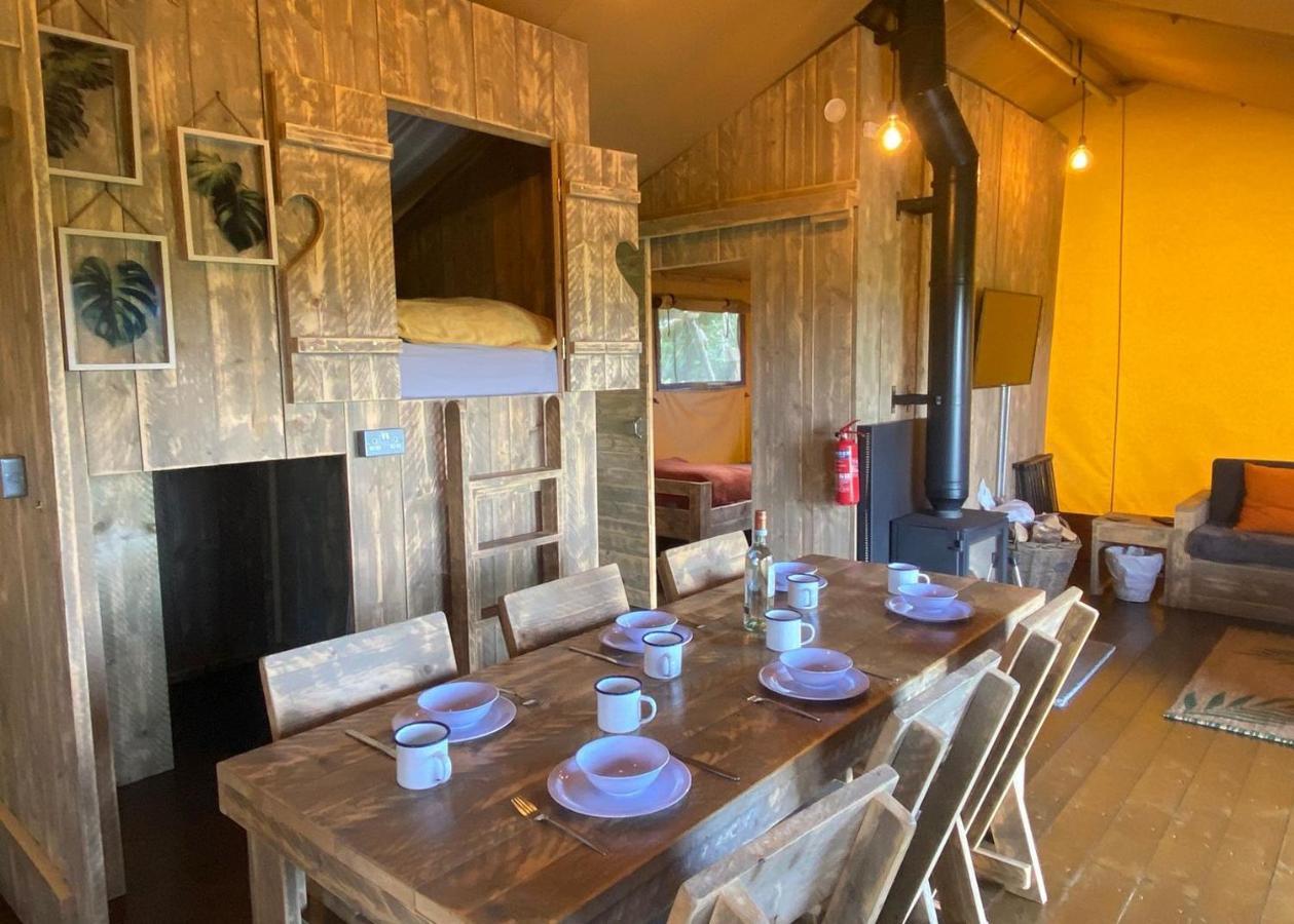 Florence Springs Glamping Gumfreston Екстер'єр фото