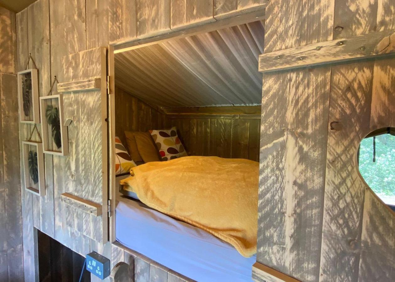 Florence Springs Glamping Gumfreston Екстер'єр фото