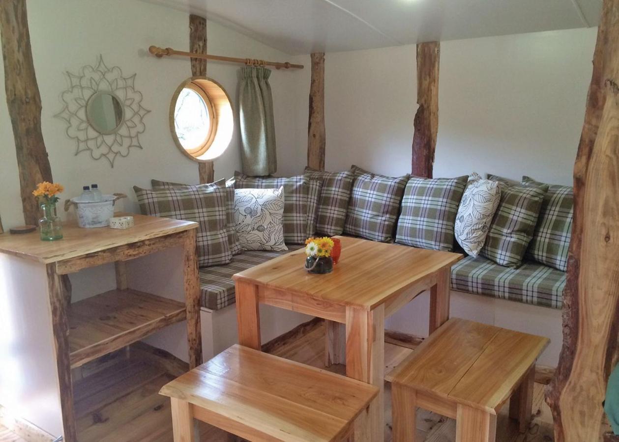 Florence Springs Glamping Gumfreston Екстер'єр фото