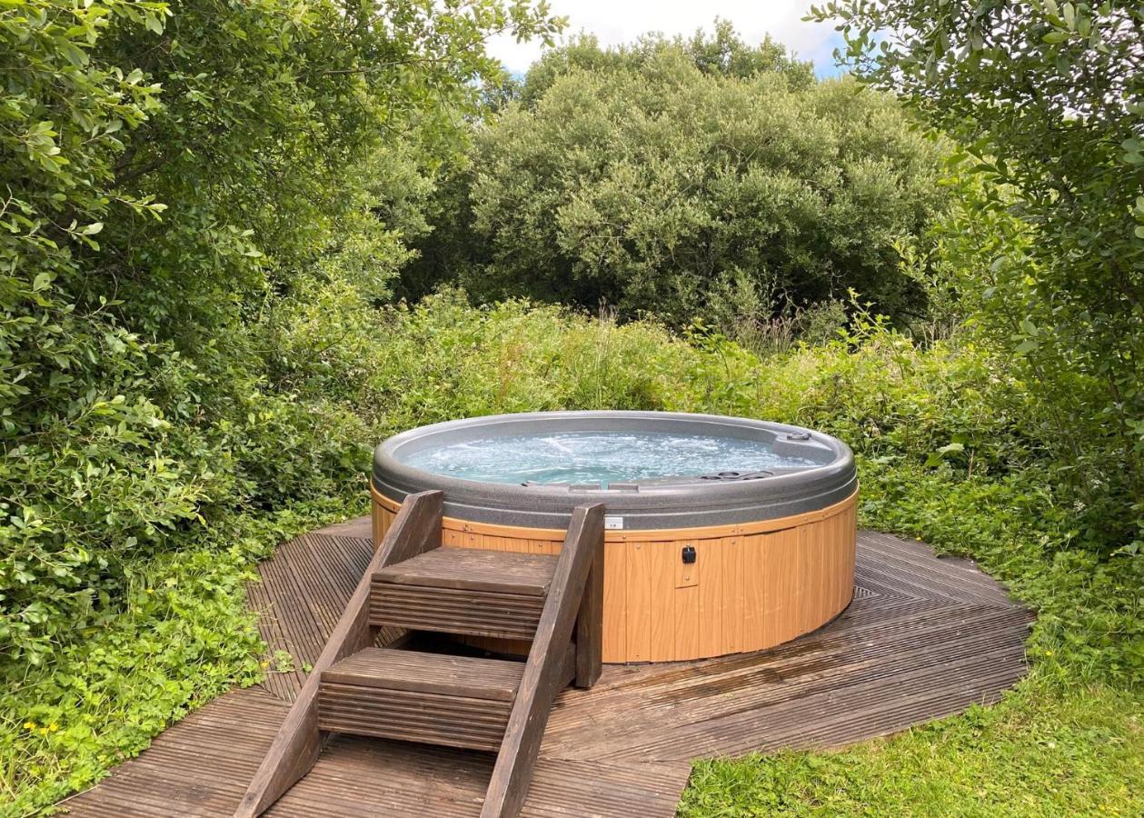 Florence Springs Glamping Gumfreston Екстер'єр фото