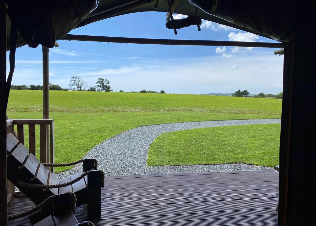 Florence Springs Glamping Gumfreston Екстер'єр фото